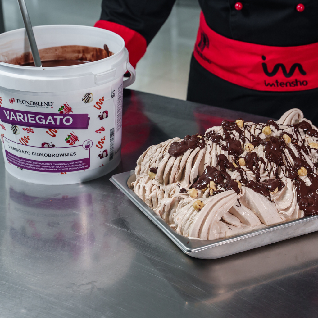 Variegato al gusto cioccolato con pezzi di brownies per Gelati e Desse